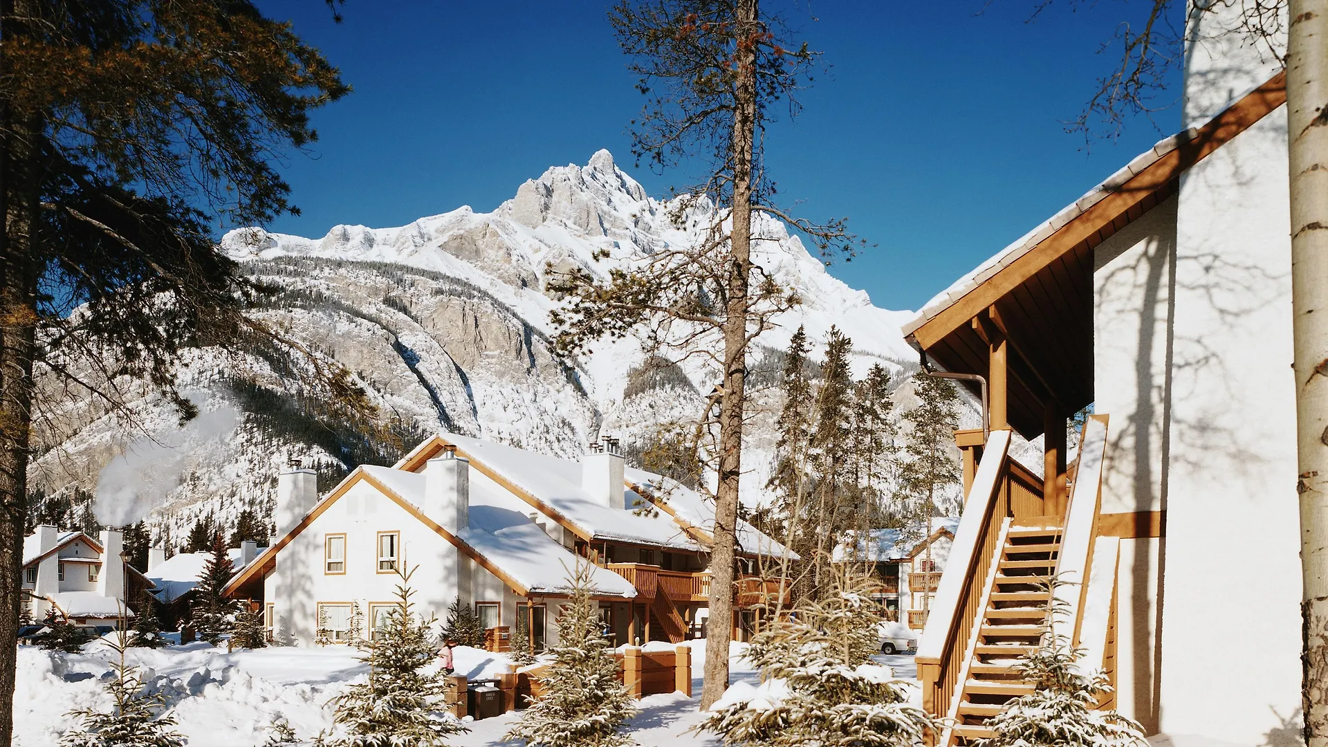 Отель Banff Rocky Mountain Resort