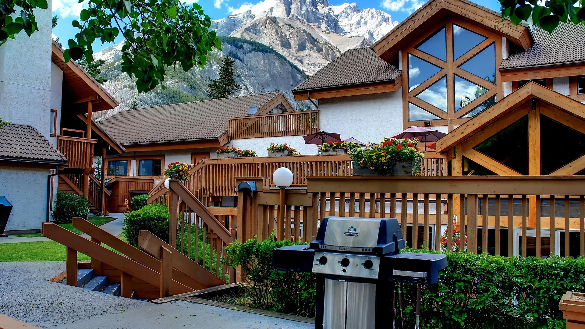 Banff Rocky Mountain Resort