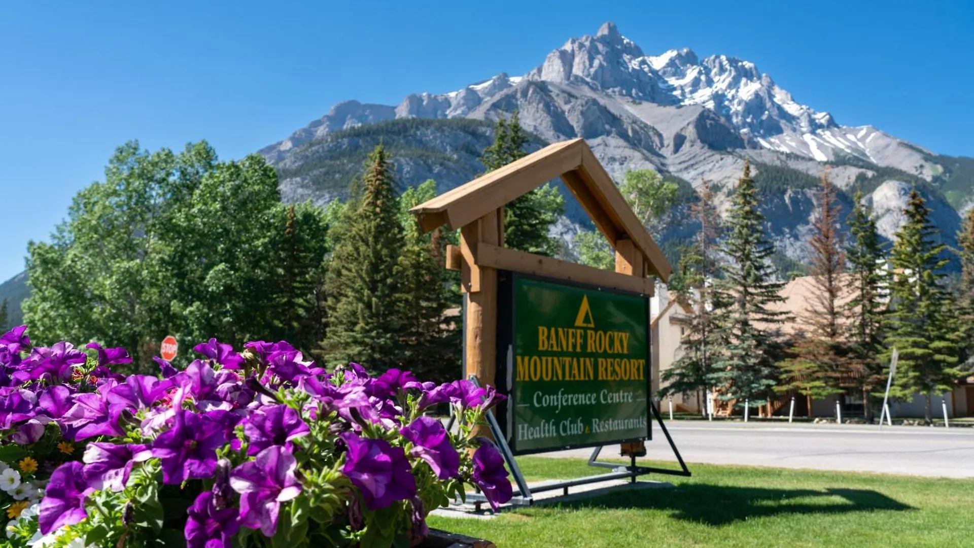 Banff Rocky Mountain Resort Канада